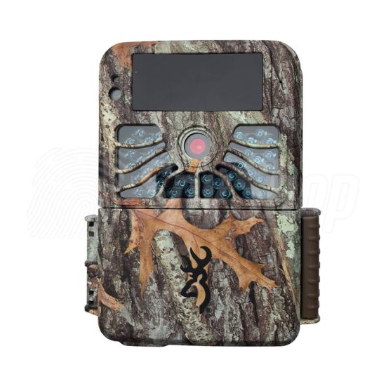 4K trail camera  Browning Recon Force with instant response time of 0.4 s