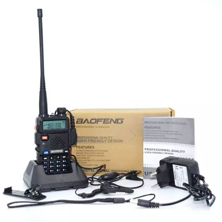 Baofeng UV-5R radio - range up to 3 km, frequencies 136-174 MHz / 400-520 MHz